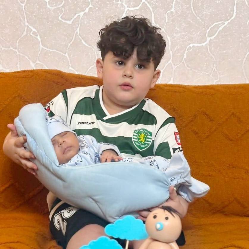پندار رضایی مدل برتر کودک 