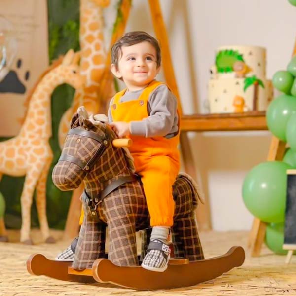 آراد اردی بهشت مدلینگ برتر کودک / MODEL