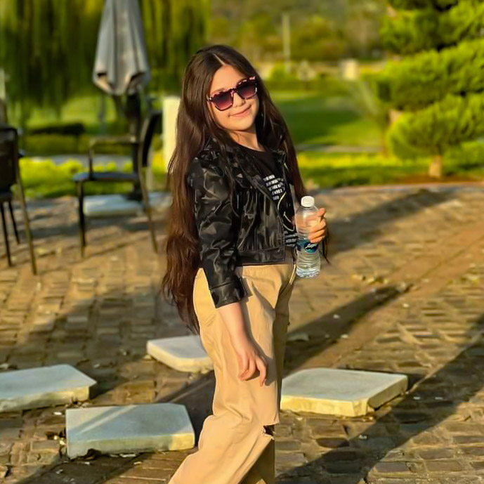 مانلی سادات حسینی مدلینگ برتر کودک / MODEL