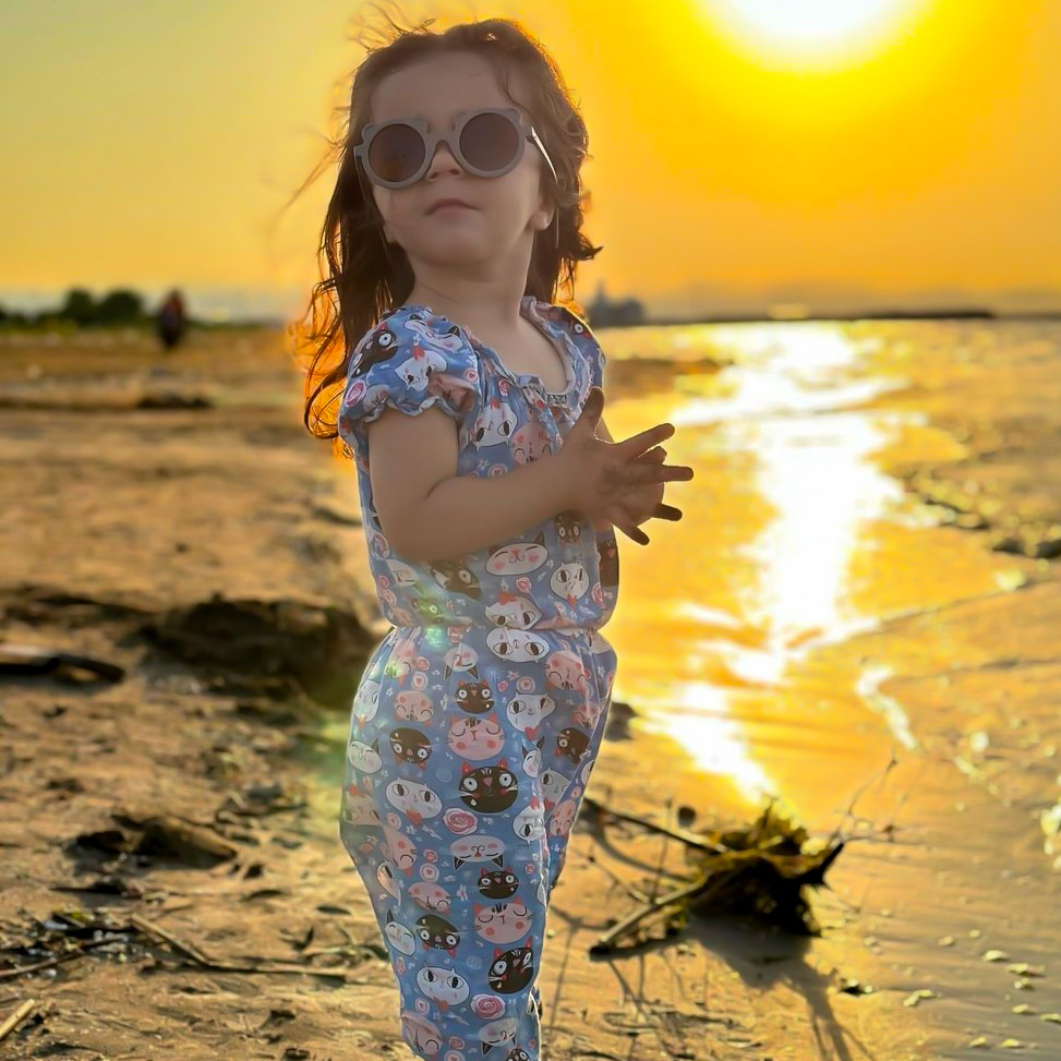 پرنسا قمری مدلینگ برتر کودک / MODEL