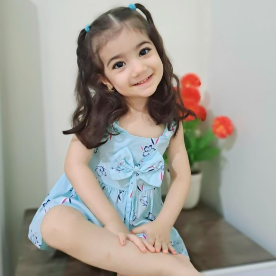 دنیز آقابابایی مدلینگ برتر کودک / MODEL 