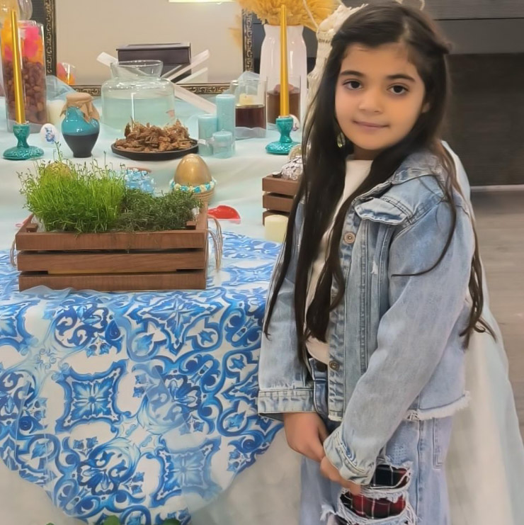 عسل دبیر مدلینگ برتر کودک / MODEL 