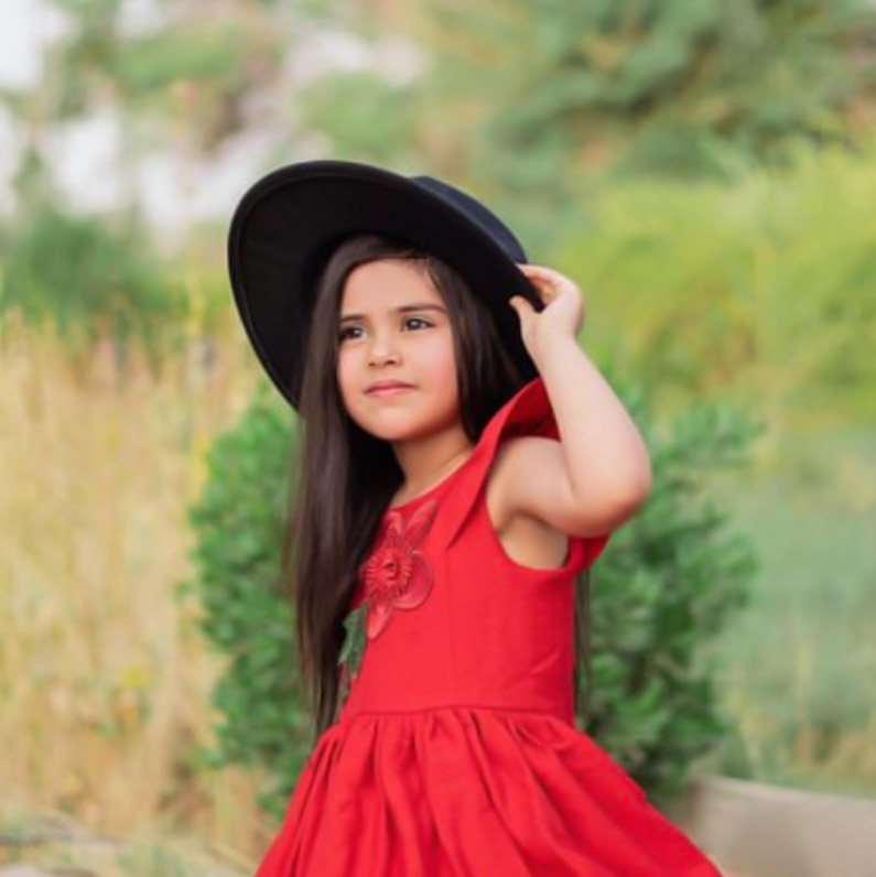آیلا نصاری مدلینگ برتر کودک / MODEL 