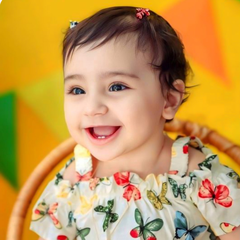 آریانا شریعت مدل برتر کودک 
