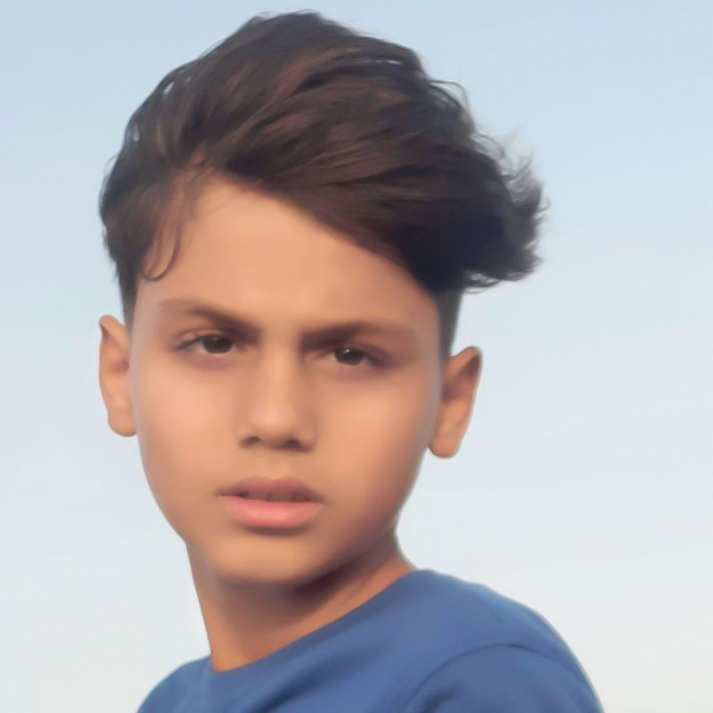 آریا روح الامینی مدل برتر کودک 