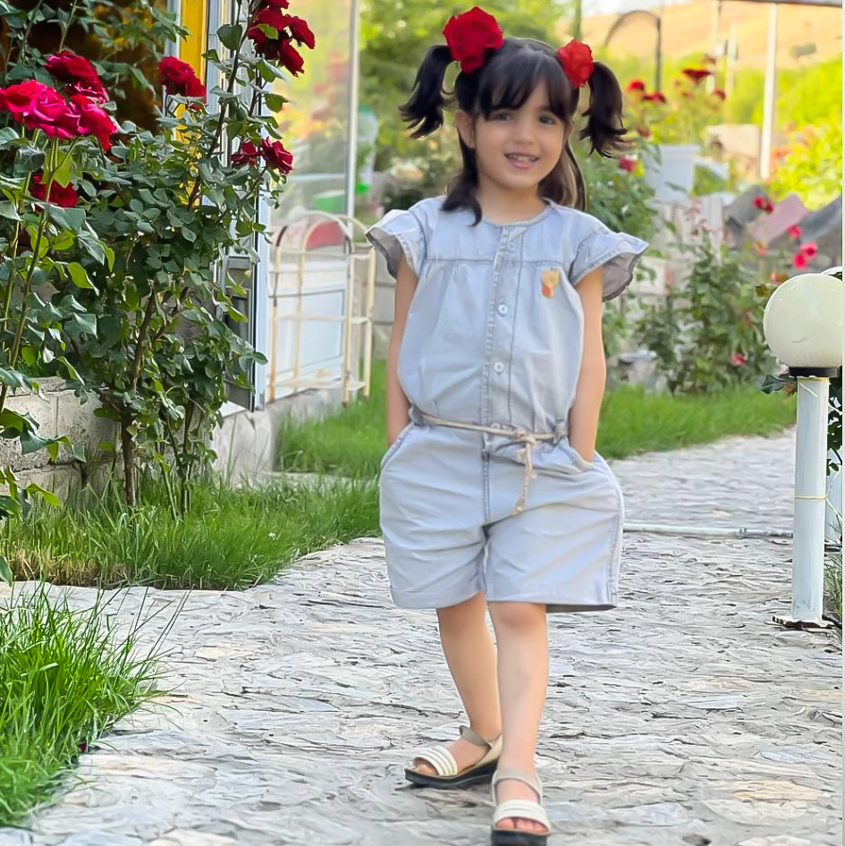 دلوین حیدری مدل برتر کودک 