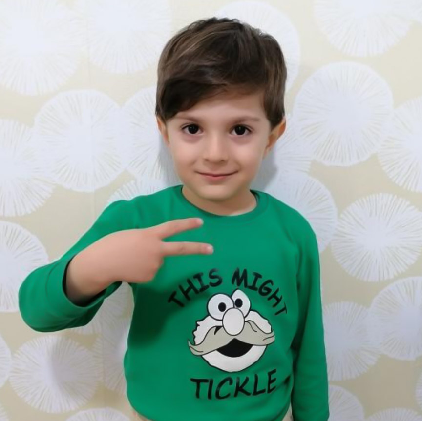 سامیار خانزاده مدل برتر کودک 