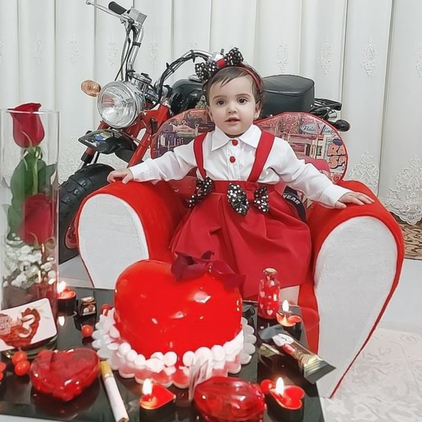 آسنات بذرافشان مدل برتر کودک 