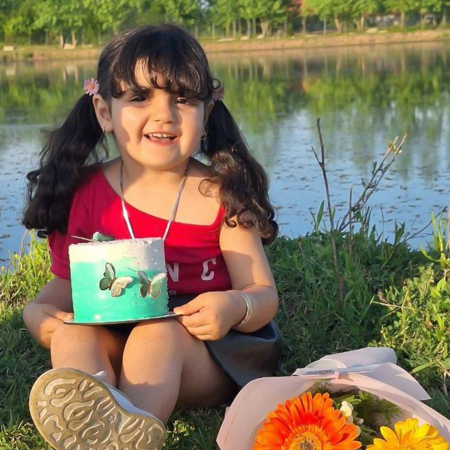 مروا خرسند مدل برتر کودک 