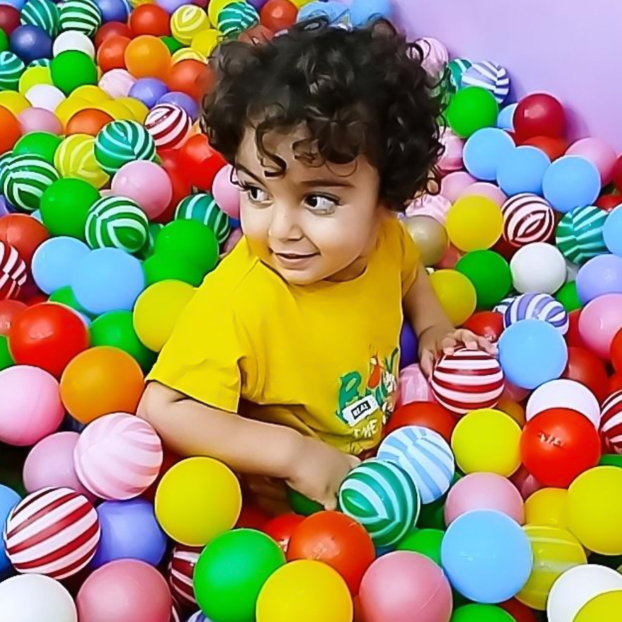 شاهان نجفی مدل برتر کودک 