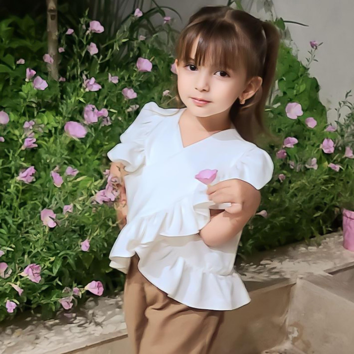 لیانا چنبری مدل برتر کودک 