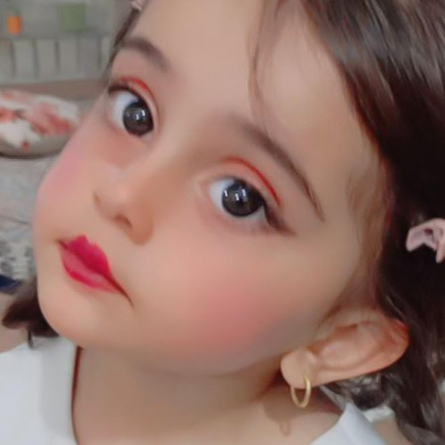 تسکین حاجیان مدل برتر کودک 