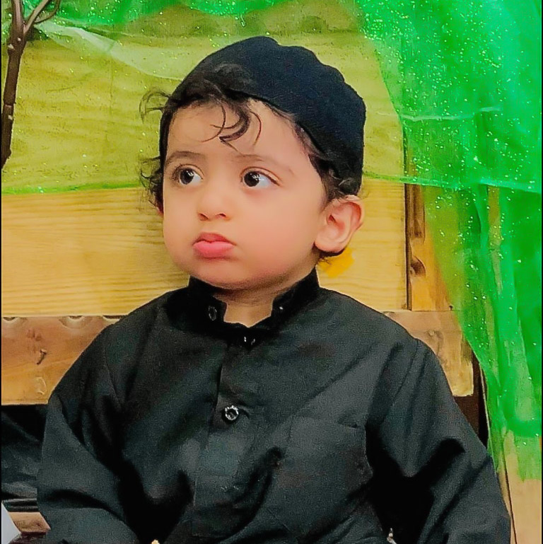رادوین بنده علی مدل برتر کودک 
