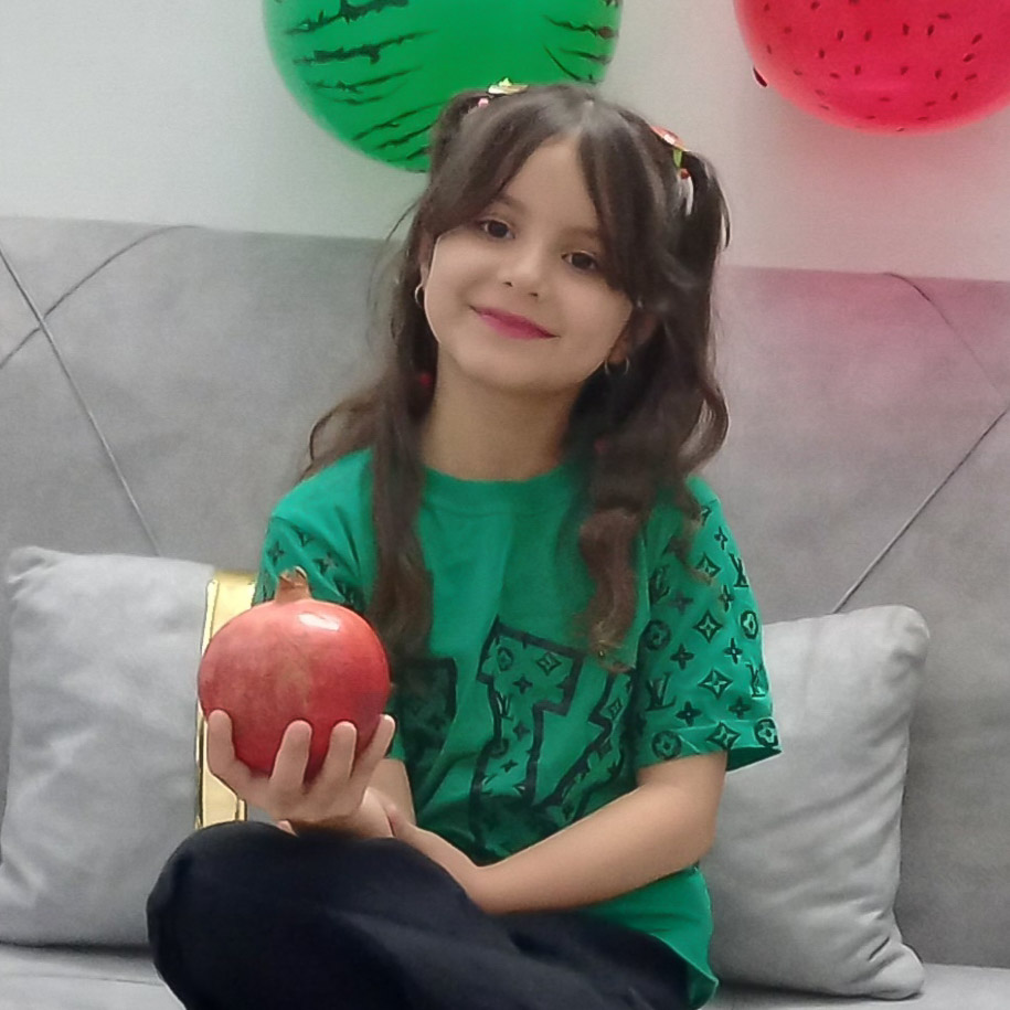 آیلین یوسفی نیا مدل برتر کودک 