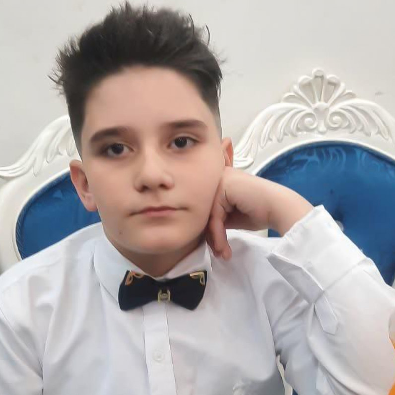 مهیار ثروتی مدل برتر کودک 