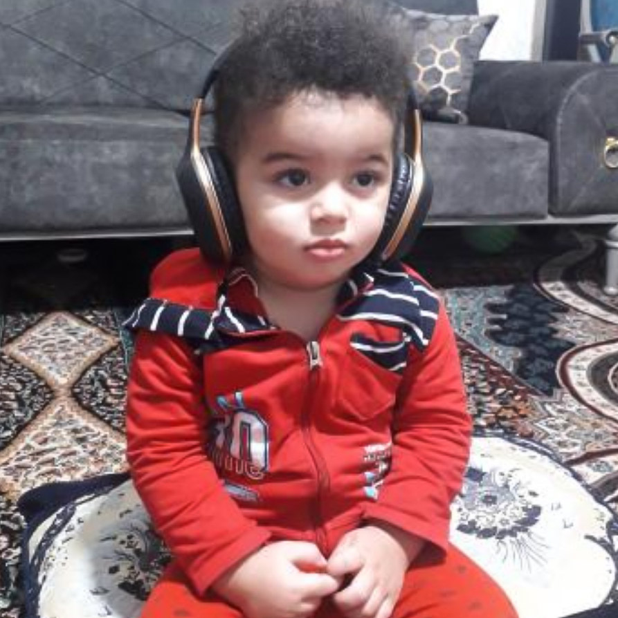 سهیل شکاری مدل برتر کودک 