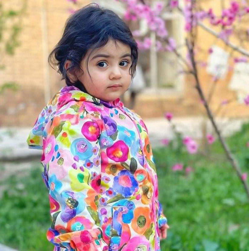 دلا سلطانزاده مدل برتر کودک 