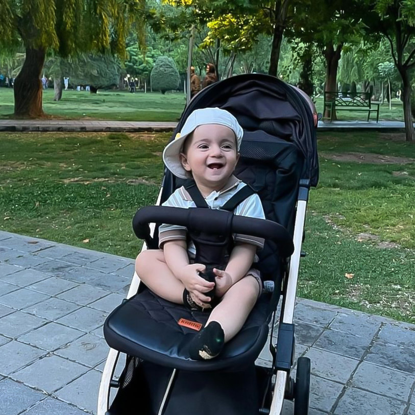 یونا چراغی مدل برتر کودک 