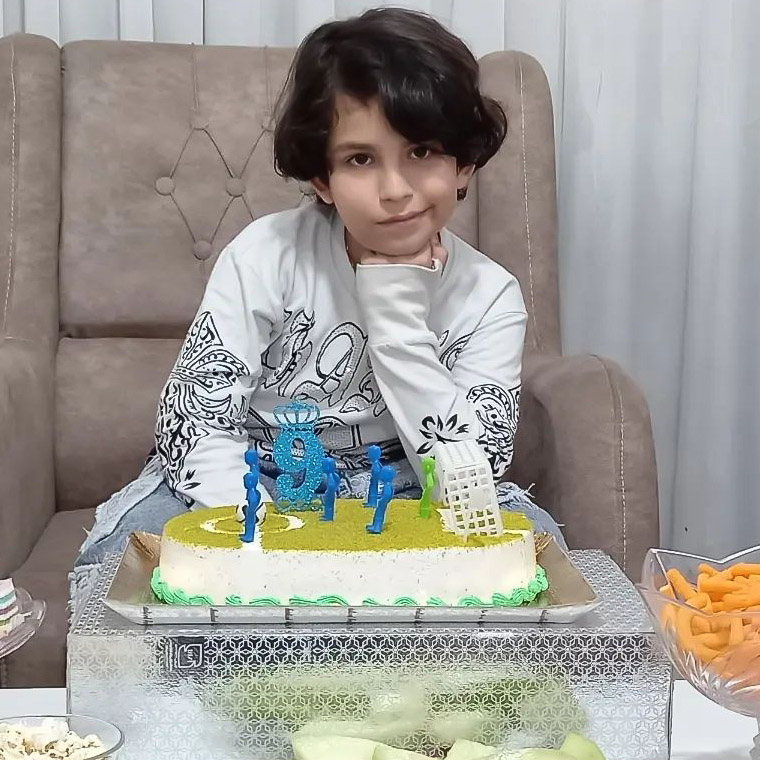 محمدکیان همتی مدل برتر کودک 