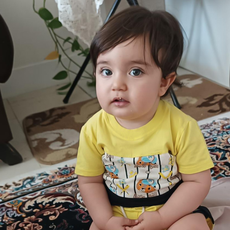 پارسا صادقی مدل برتر کودک 
