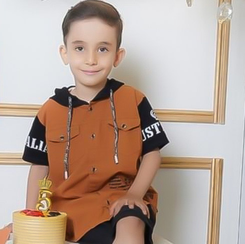 امیرعلی علیزاده مدل برتر کودک 