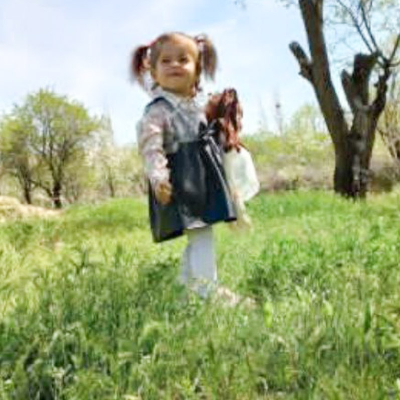 دلسا چینود مدل برتر کودک 