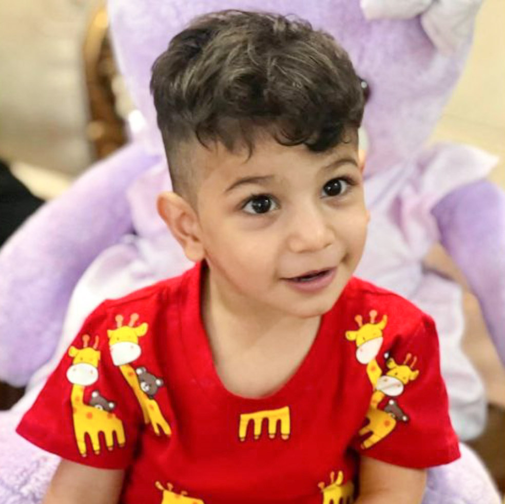 آراد هاشمی دهنوی مدل برتر کودک 