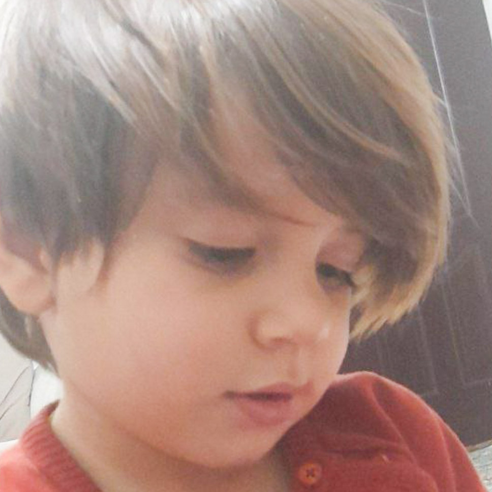 محمد حسام مرادی نژاد مدل برتر کودک 
