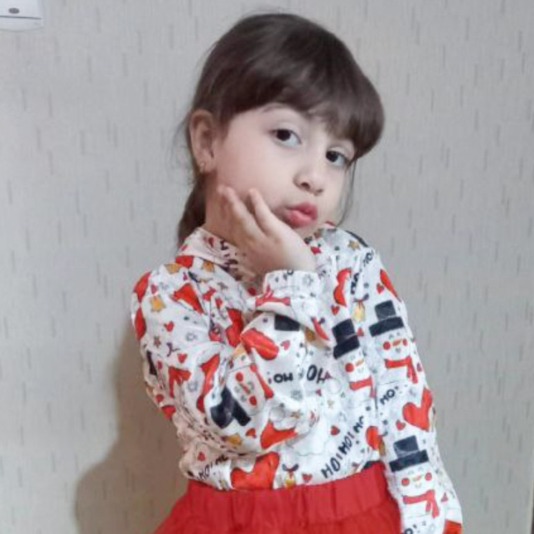آرشیدا اسدی مدل برتر کودک 