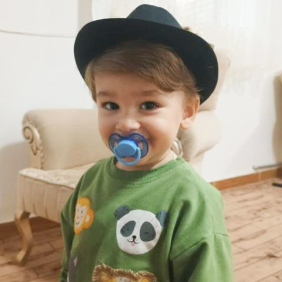 آراز داداش زاده مدل برتر کودک 