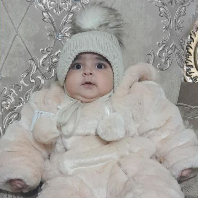 نویان مهذب پور مدل برتر کودک 