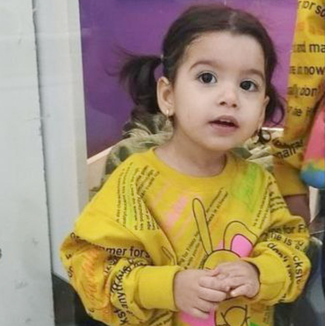 جانان اسدی مدل برتر کودک 