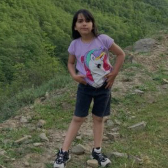 تبسم سلطانی مدل برتر کودک 