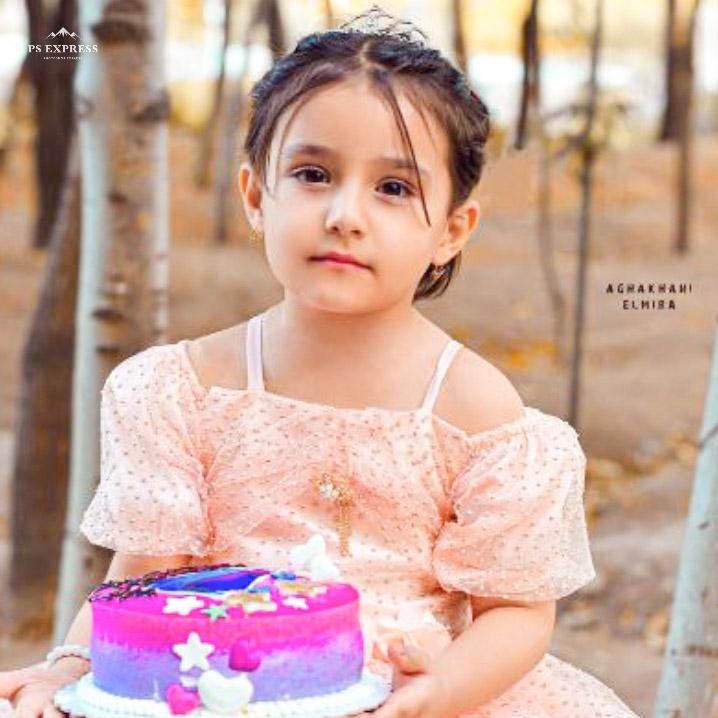 هستی رضایی مدل برتر کودک 