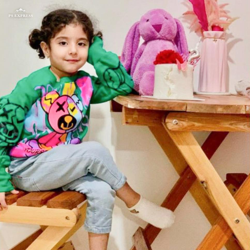 آیسان رودگرصفاری مدل برتر کودک 