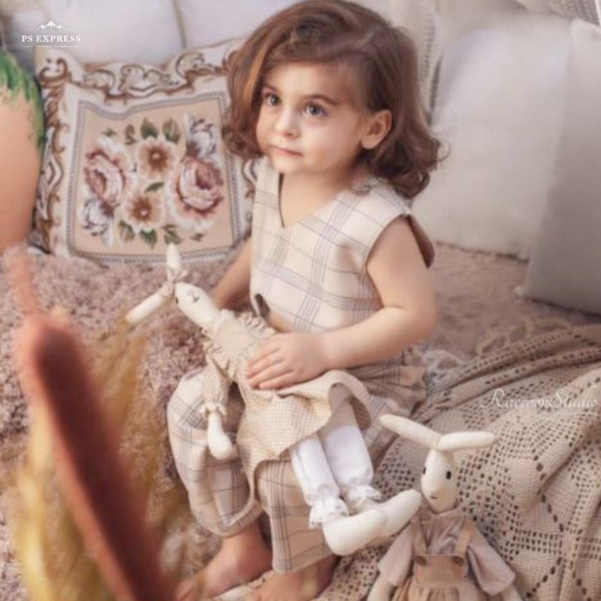 منان بهلولی مدل برتر کودک 