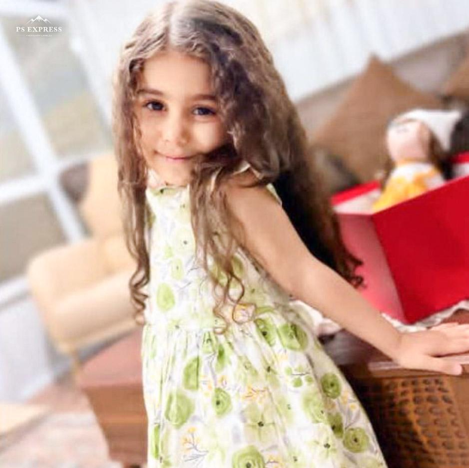 هلن مهدیقلیزاده مدل برتر کودک 