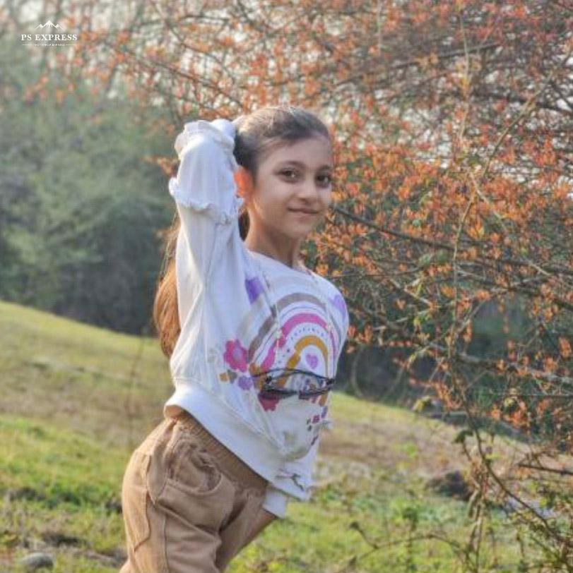آنتیا صادقپور مدل برتر کودک 