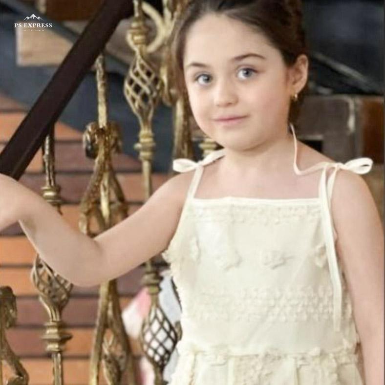 ایسا شقاقی مدل برتر کودک 