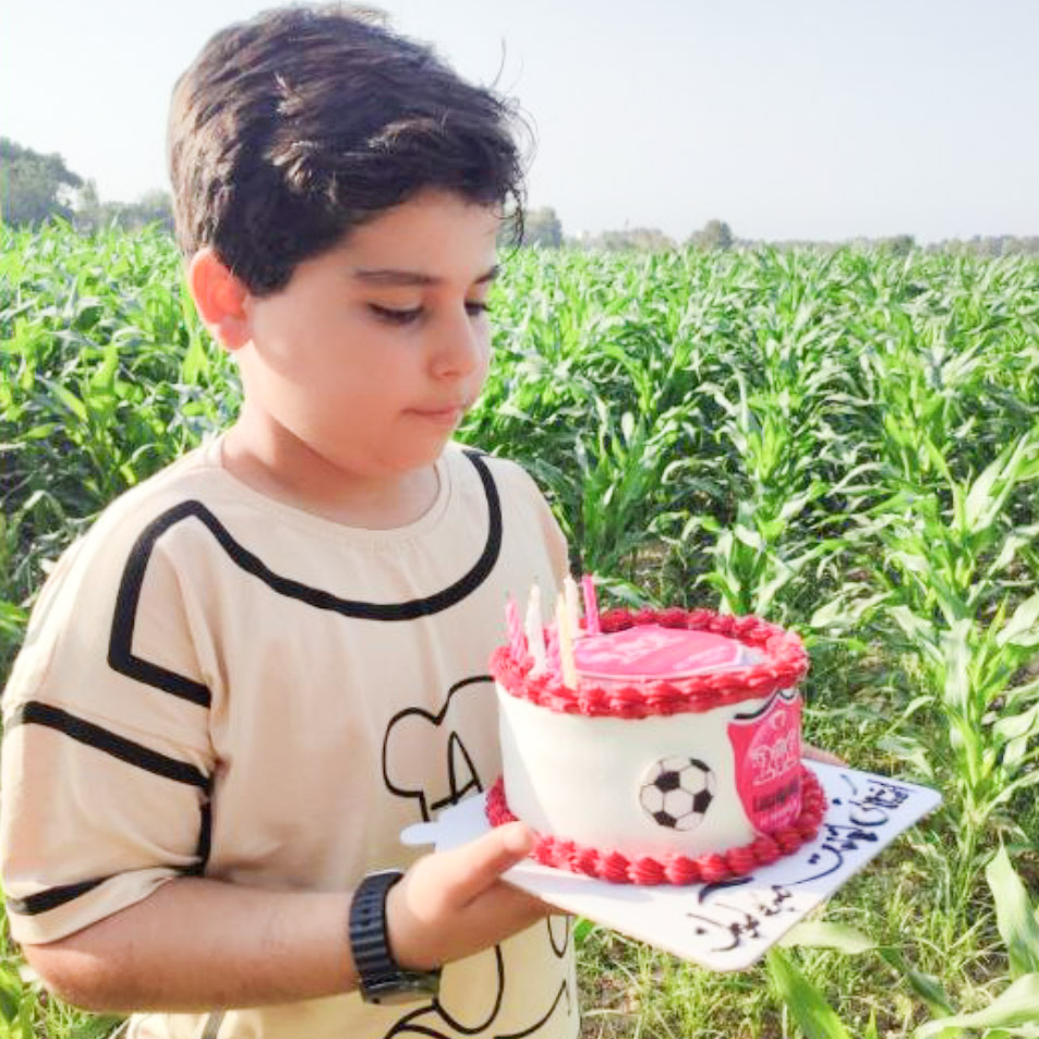 اشکان شهبازی مدل برتر کودک 