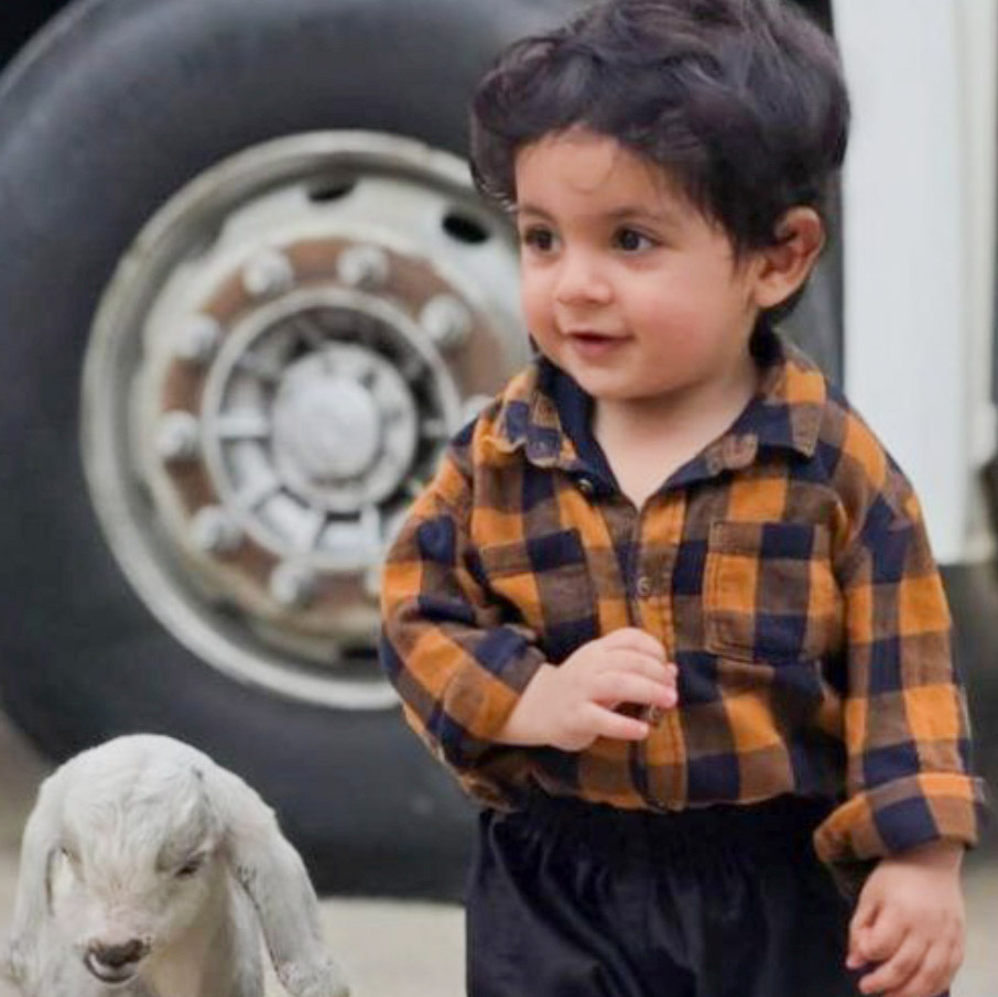 کارن مجیدزاده مدل برتر کودک 