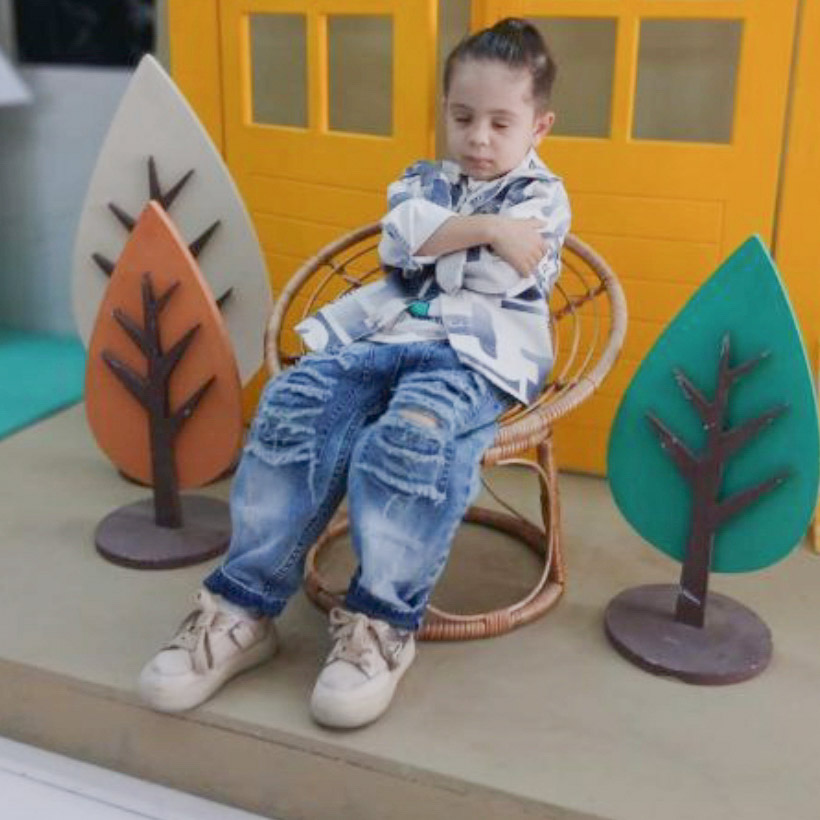 رادمهر عبدی مدل برتر کودک 