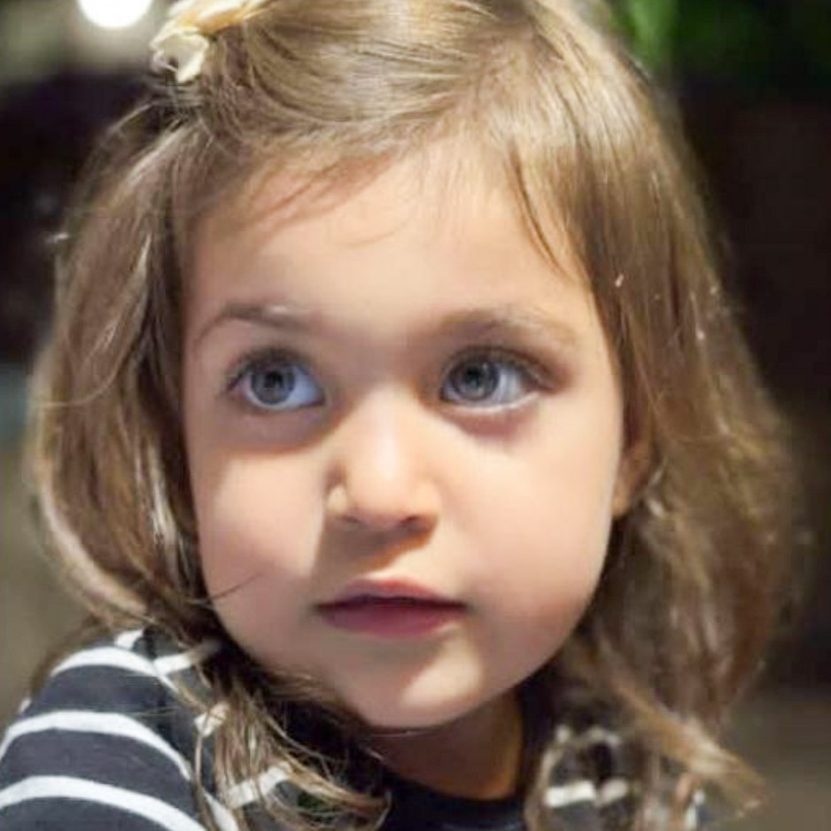 جانان افشار مدل برتر کودک 