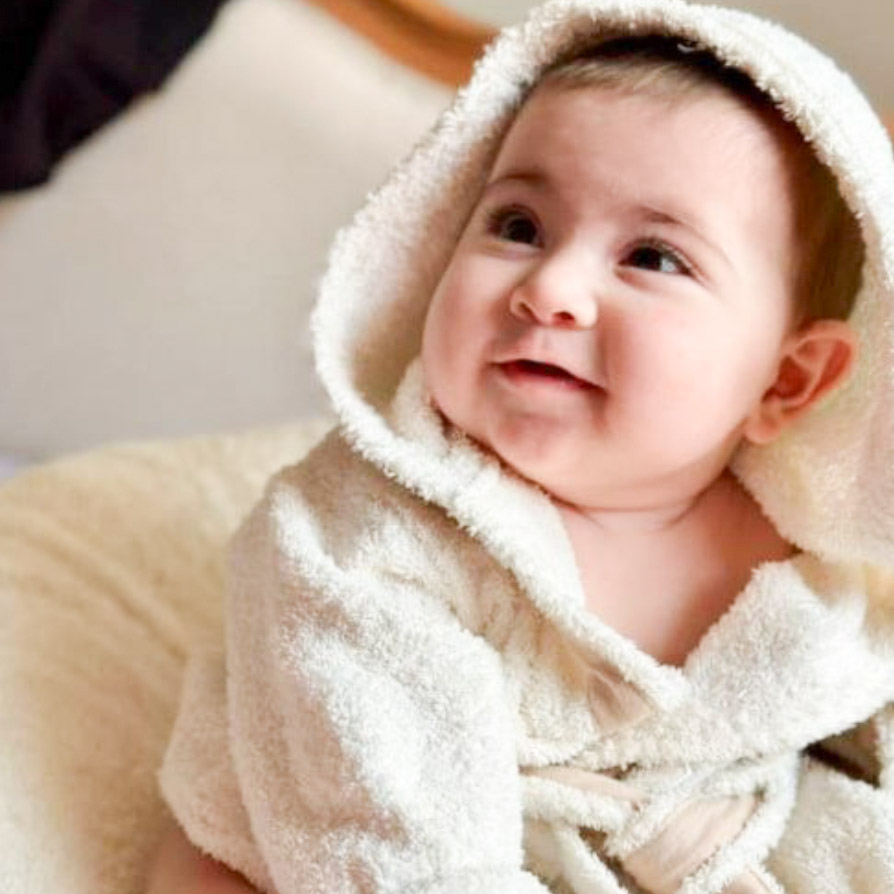 نورا زمانی مدل برتر کودک 