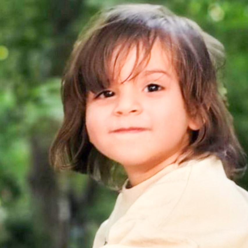 محمدرضا غزالی مدل برتر کودک 