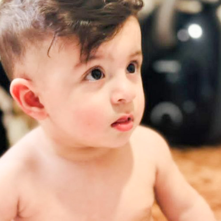 آرتین حاجیانی مدل برتر کودک 