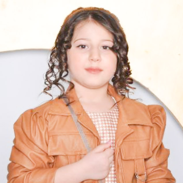 ستایش عظیمی مدل برتر کودک 