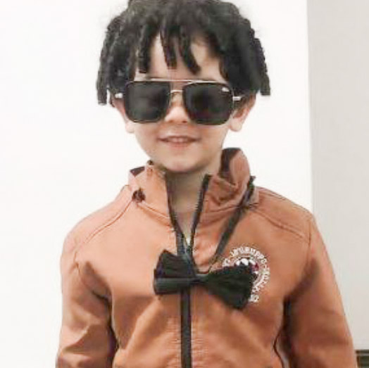 حسام جادری مدل برتر کودک 