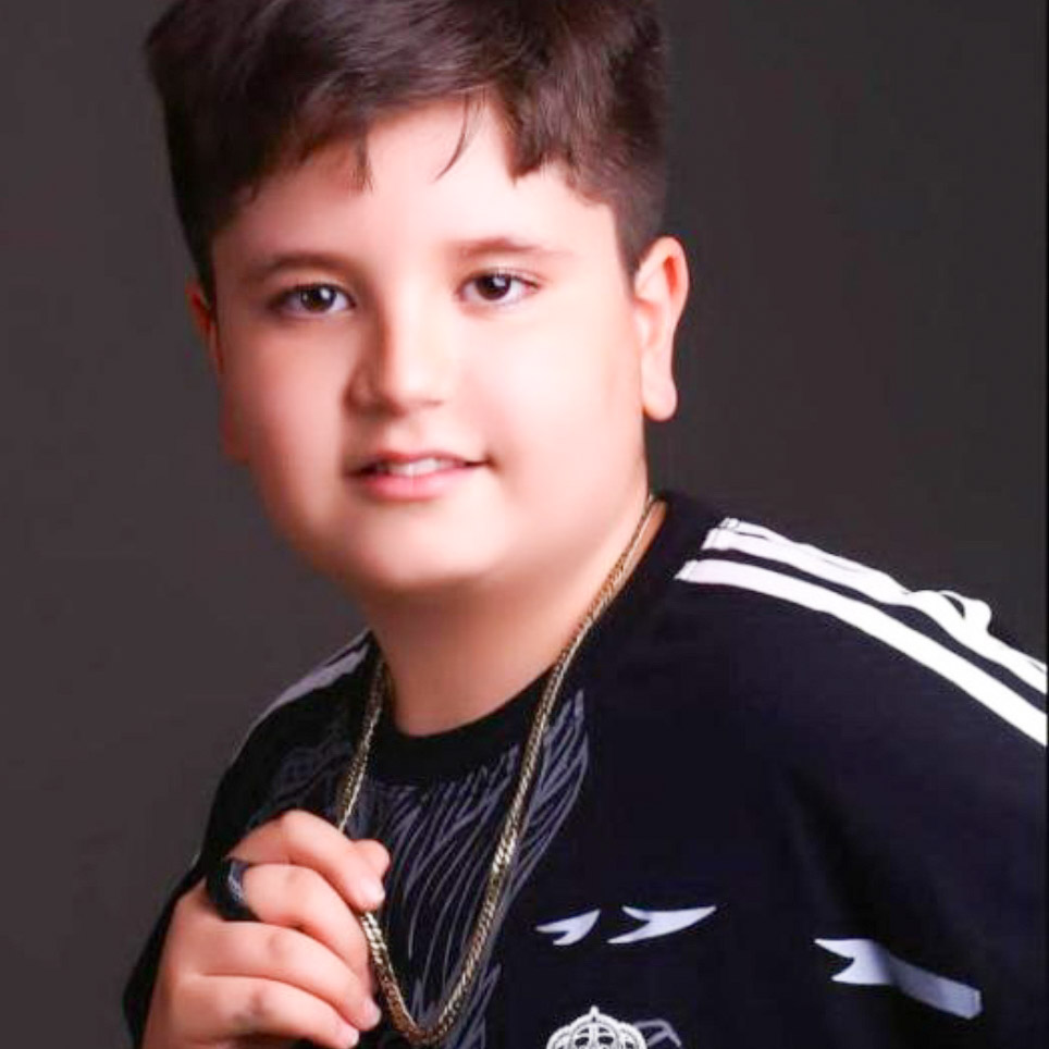 نیما افشار مدل برتر کودک 