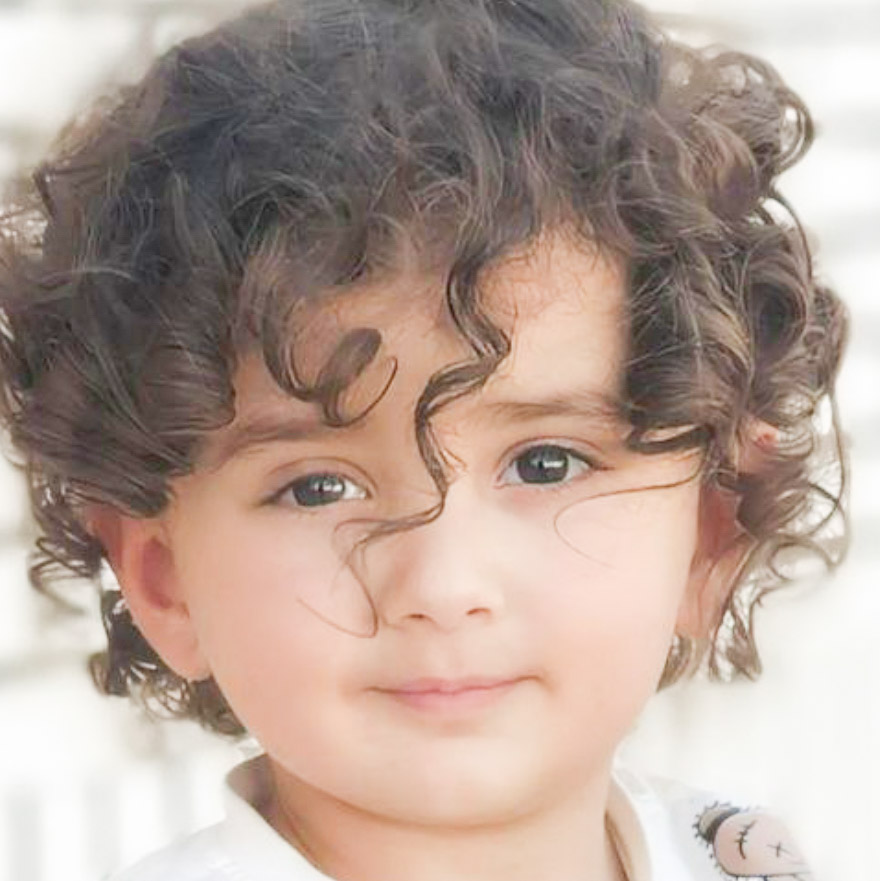 یونا رمی مدل برتر کودک 